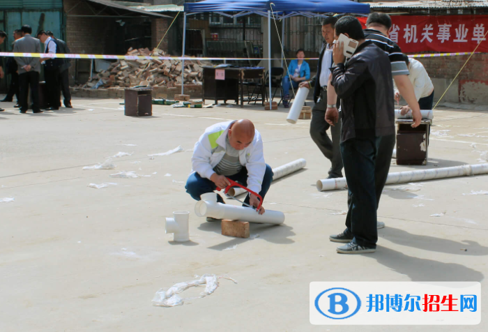 2023张家口市城建职工中等专业学校多少钱 张家口市城建职工中等专业学校各专业学费收费标准