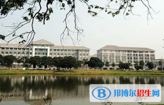 滁州学院和福建工程学院哪个好？