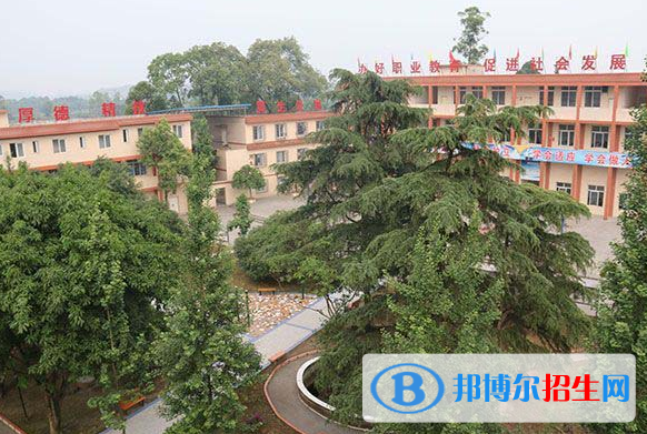2023乐山商务技工学校开设的专业一览表