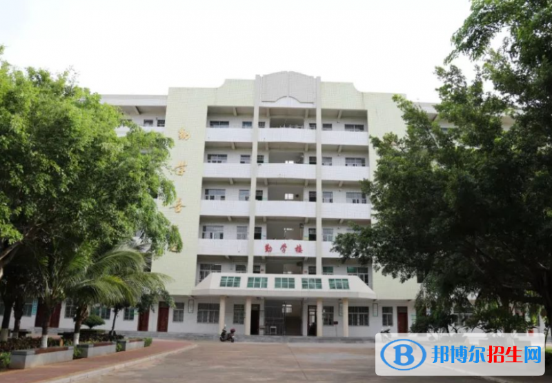 2023临高县新盈中学招生计划 招生人数是多少(附要求、条件、对象)