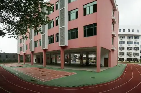 2023年重庆读现代农艺技术专业的中职学校有哪些？