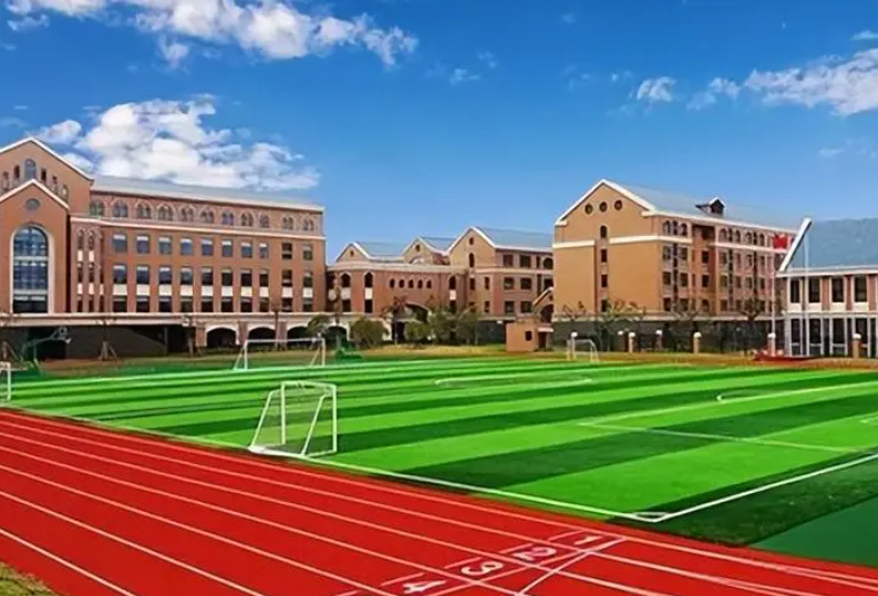 2023年上海西华国际学校小学部入学考试
