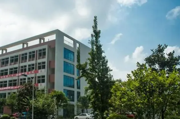 2024黔南排名前五的公办中职学校名单
