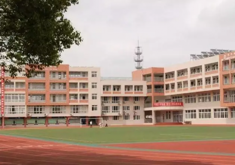 苏州市第六中学校地址在哪里，哪个地区，哪个城市