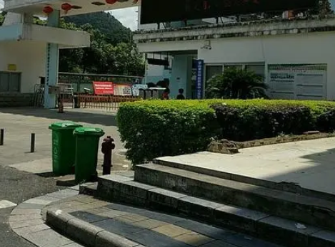 永福县职业教育中心地址,乘车路线
