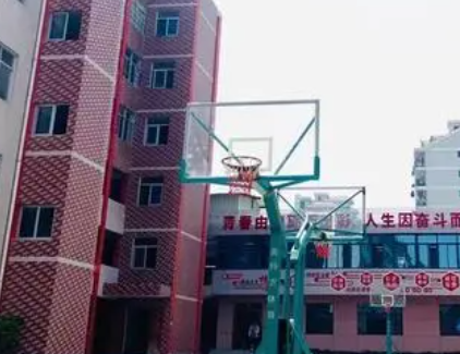 福建商贸学校地址，乘车路线