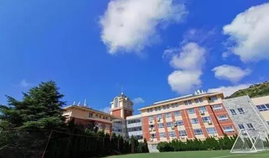 2023年青岛耀中国际学校学费标准