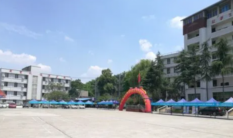 2023内江轨道交通学校有哪些 内江轨道交通学校名单一览表