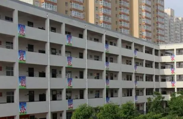 2023榆林公办护理学校有哪些 榆林公办护理学校名单一览表