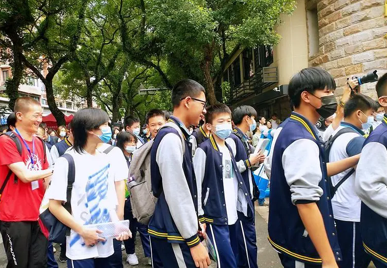 2023年怒江中考成绩在哪里查询 中考成绩查询入口网站