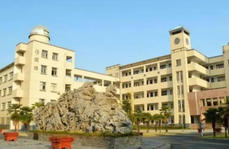 江苏省沙溪高级中学地址，乘车路线
