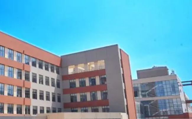 2023年青岛孔裔国际公学报名时间