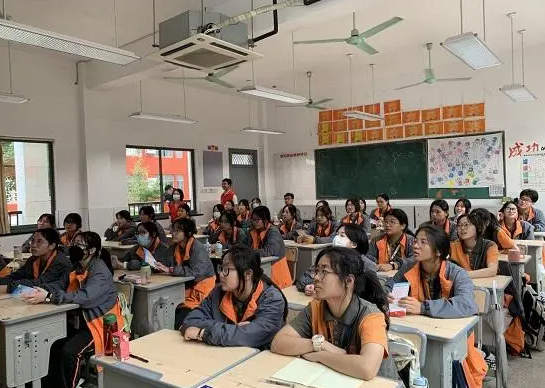 2024浙江公办广告设计学校有哪些 浙江公办广告设计学校名单一览表