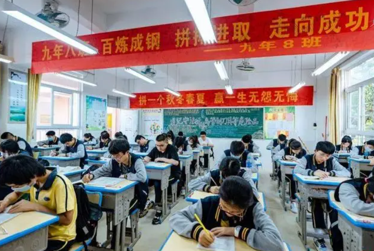 拉萨中考2023年成绩查询时间(预测)