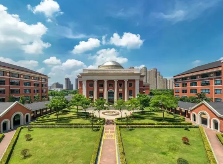 华东台商子女学校地址，乘车路线