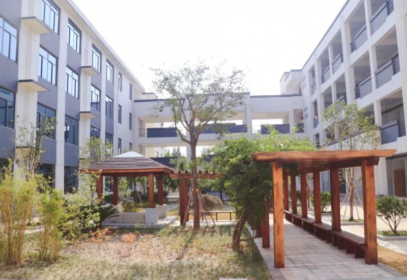 常熟市海虞中学地址，乘车路线