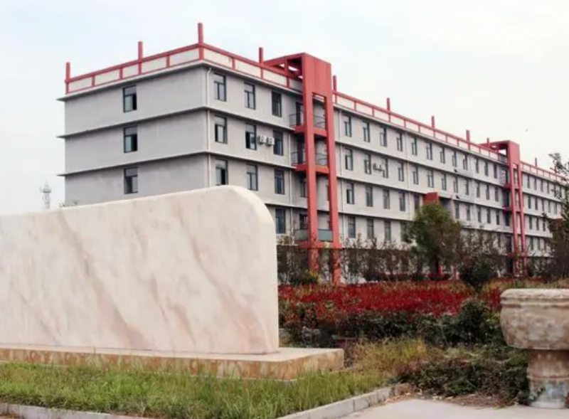 2023年贵州初中毕业可以去中专学校吗
