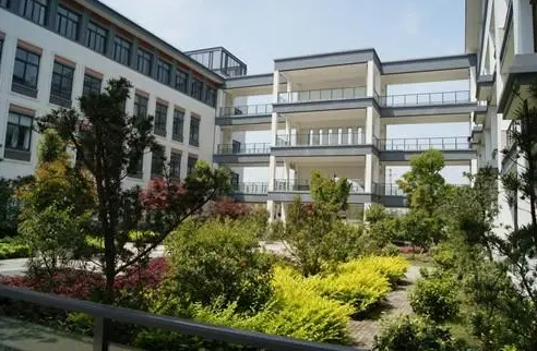 2023苏州太湖国家旅游度假区香山中学招生简章