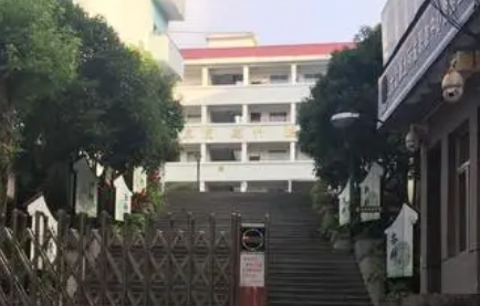 2023年浙江读中专好吗