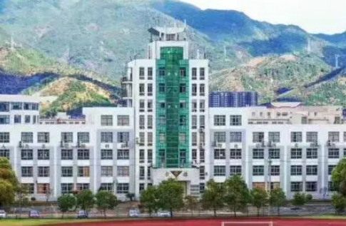 2023年浙江中专出来能不能上大专