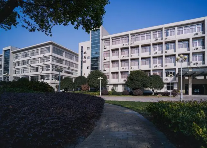 江苏省前黄高级中学地址，乘车路线