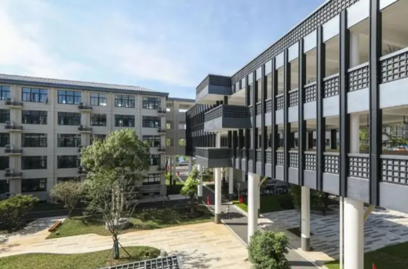 常州市第三中学地址，乘车路线