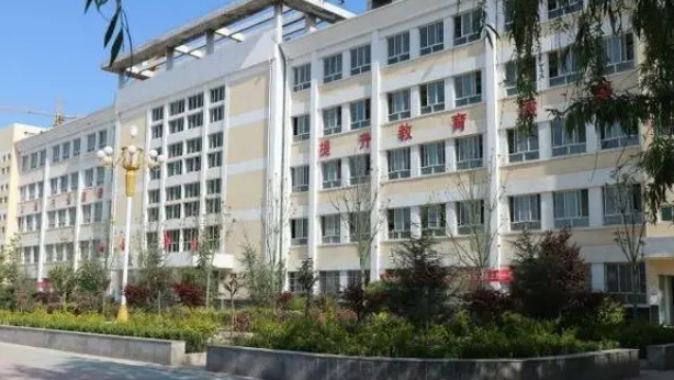 2023天水排名前八的计算机学校名单