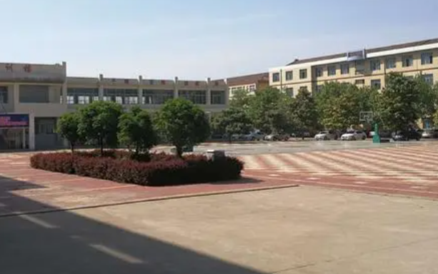 2023宝鸡排名前八的计算机学校名单