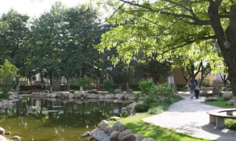 2023南京师范大学附属中学多少钱(学费明细)