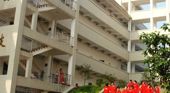 2023重庆排名前八的计算机学校名单