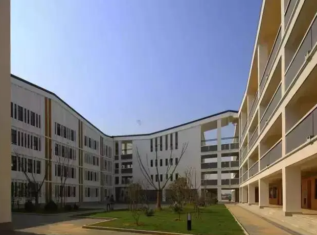 苏州市南环中学地址，乘车路线