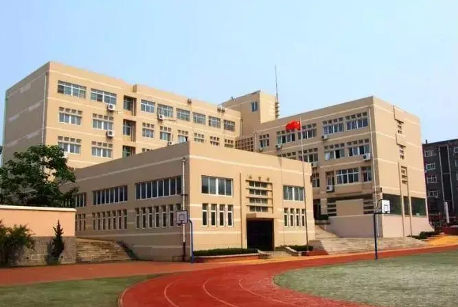 2023年青岛银河学校初中部入学考试