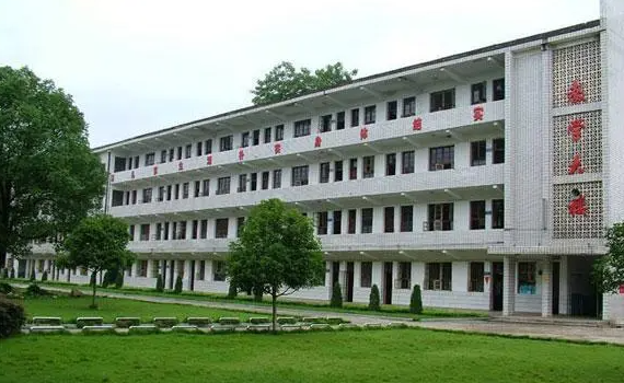 贵州2023年读中专学校有没有用
