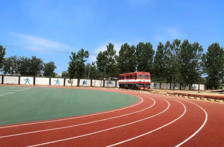贵州2023年读中专学校一年要多少钱