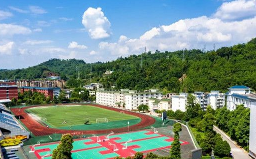 四川2023年读中专学校有没有前途