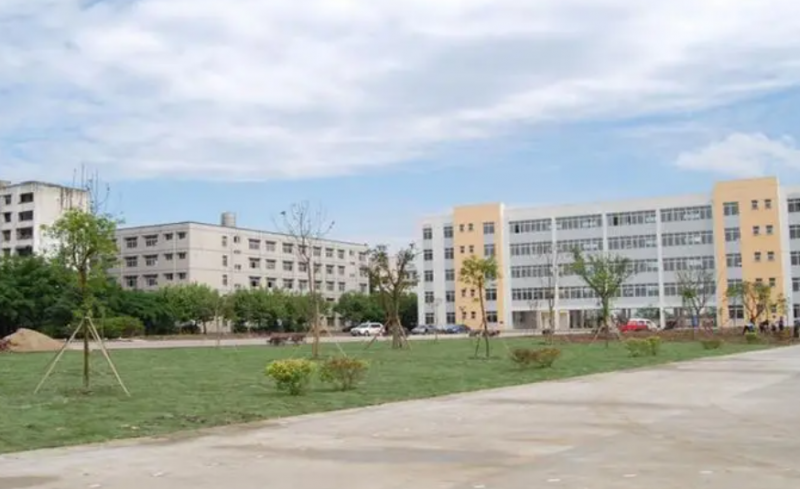 贵州2023年中专学校都有什么专业适合男生