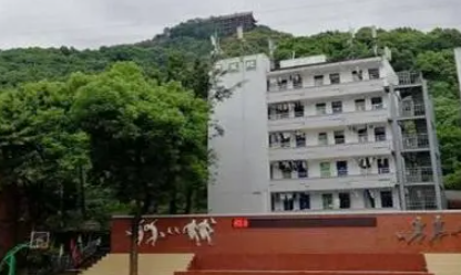 重庆2023年中专学校怎么样