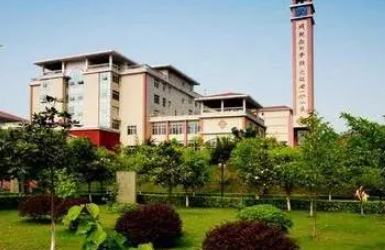 重庆2023年初中毕业可不可以读中专学校
