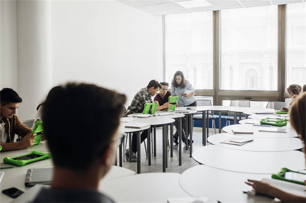 广西培贤国际职业学院学费2023年多少钱