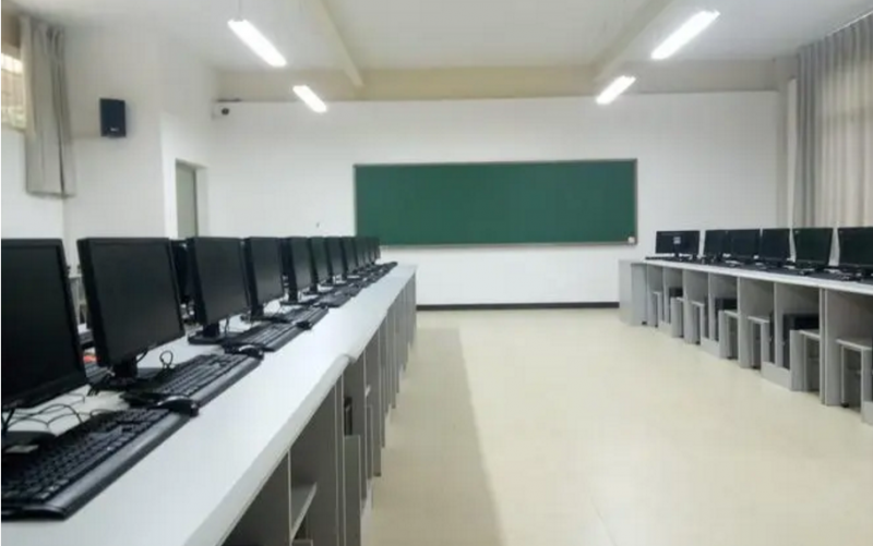 安徽2023年男孩子适合学的中专专业