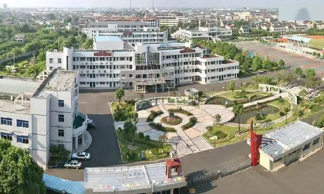 常州市武进区鸣凰中学怎么样、好不好