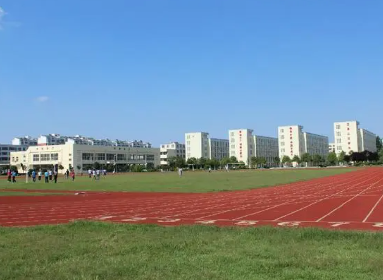 2023年昆明市中考分数线