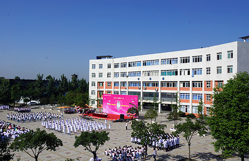 四川2023年中专女孩子学什么专业好