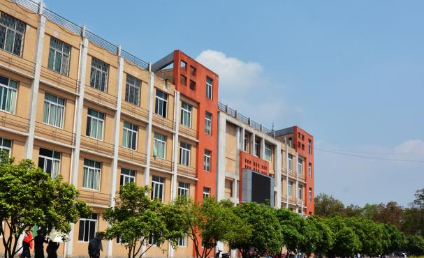 2024宜宾排名前五的机电学校名单