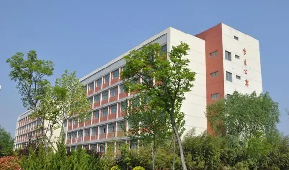江苏2023年中专男孩子学什么专业好