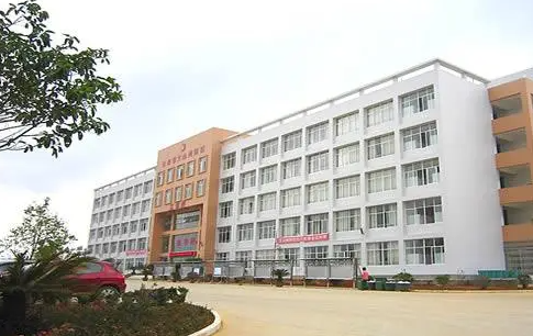 2023文山排名前八的数控学校名单