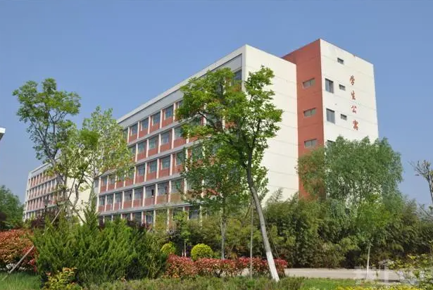 江苏2023年中专女孩子学什么专业好