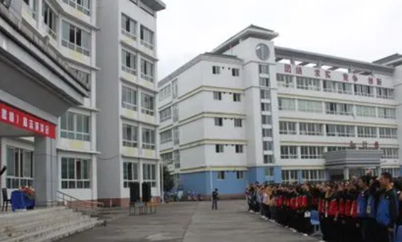 2023雅安排名前八的数控学校名单
