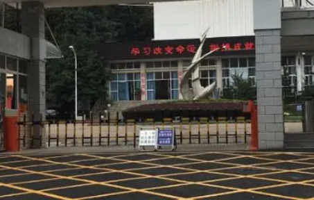 昆明2023年上中专学校要不要分数