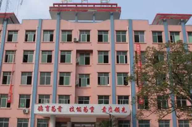 2023遂宁排名前八的数控学校名单